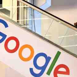 Apple Siri-ді жетілдіру үшін Google-дың жасанды интеллектін қолданбақ