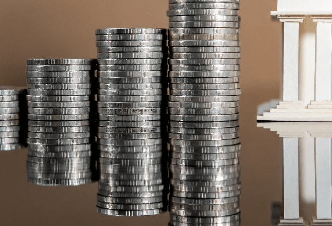 Минфин обязал банки отчитываться о переводах в пользу иностранных платформ