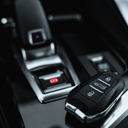 Автокредит против ипотеки: что выбирают казахстанцы в 2025 году