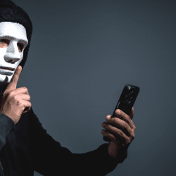 Уведомление казахстанцу о поступлении денег может быть от мошенника — Нацбанк