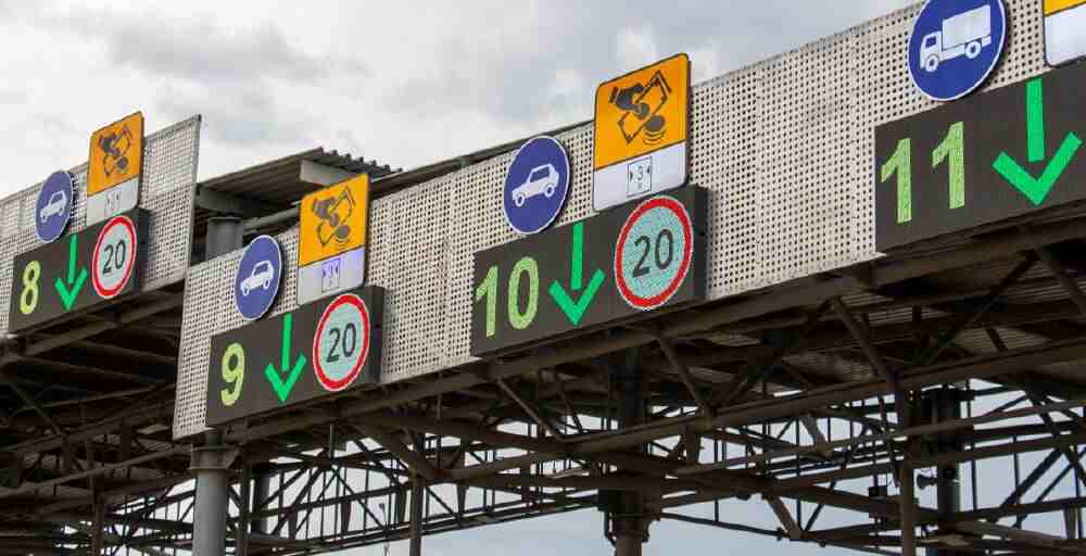 Жыл басынан бері ақылы жолдардан 72 млрд теңге түсті