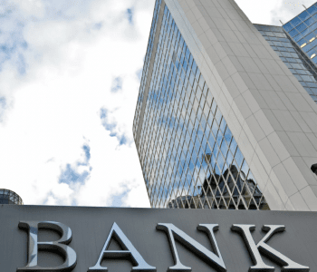 Как казахстанские банки реализуют ESG-стратегии