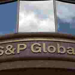 S&P улучшило прогноз отраслевого риска банков на фоне усиления регулирования АРРФР