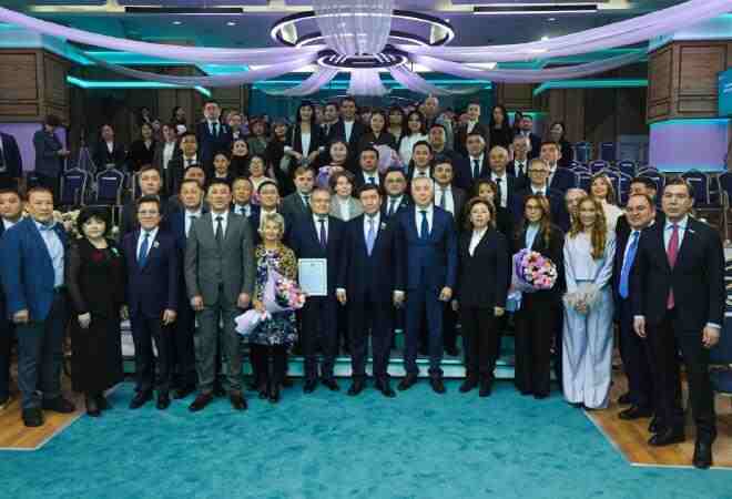 AMANAT партиясы «Қарызсыз қоғам» жобасының 2025 жылғы нәтижелерін жариялады