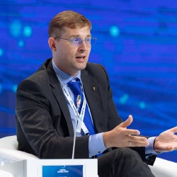 Турлов «Транстелекомды» сатып алуға кірісті