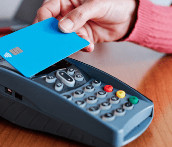 25,3 млн операций: использование казахстанских карт вне страны побило рекорд