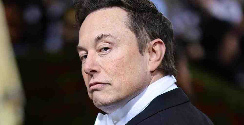 Илон Маск тарихтағы ең бай адам атанды