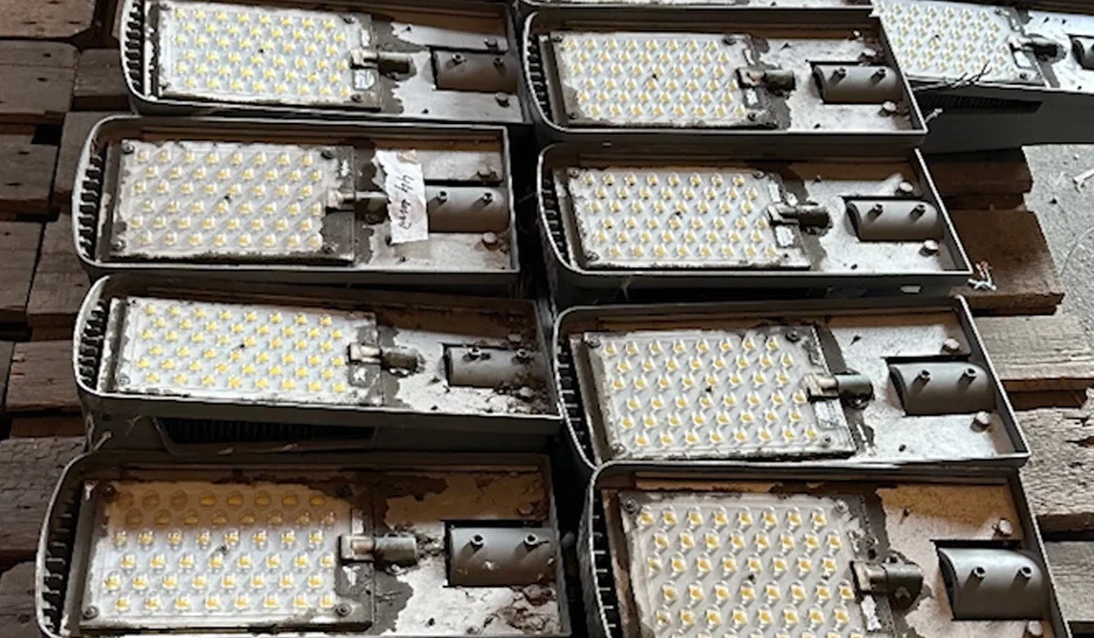 Өскеменде экс-басшы 320 млн теңге жымқырғаны үшін сотталды