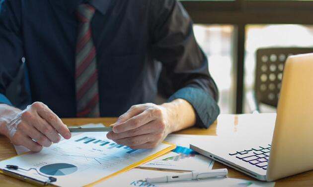 2026 жылдан бастап шағын кәсіпкерлер тоқсан сайын салық төлемейді