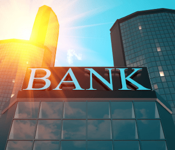 Девять банков находятся в процессе ликвидации в Казахстане &mdash; глава АРРФР