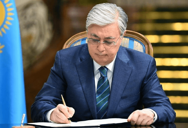 Президент &laquo;Жер қойнауы және жер қойнауын пайдалану туралы&raquo; заңға қол қойды