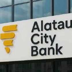 Alatau City Bank предупредил клиентов о выходных по валютным платежам