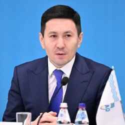 Үш жылда 800 млн: «Самұрық-Қазына» төрағасының кірісі