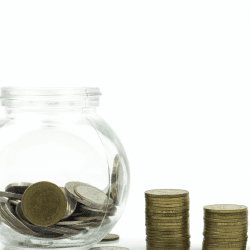 Государство ускоряет возврат депозитов: что изменится для казахстанцев