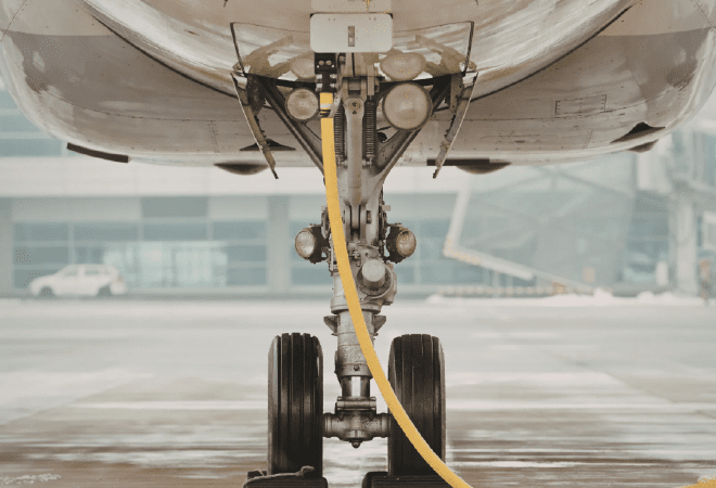 Министр транспорта РК пояснил, как в Казахстане снизят цены на авиатопливо