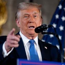 Трамп Гренландия тұрғындарына 1 млн доллардан төлеу мүмкіндігін қарастыруда