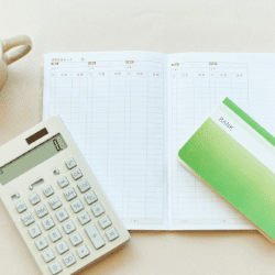 К базовым и универсальным лицензиям банков в Казахстане могут добавиться платежные