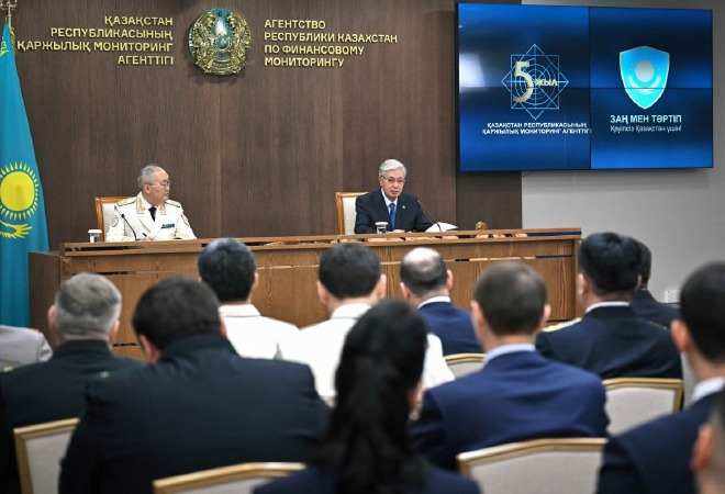 Президент: Банктердің заңсыз, күмәнді операцияларына бақылауды күшейту қажет