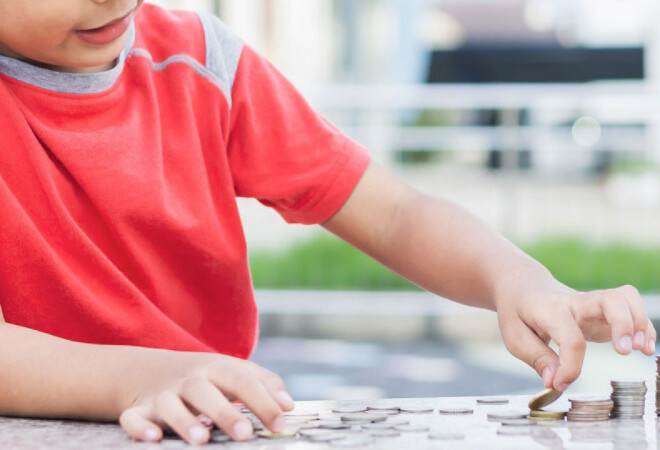 Әр балаға 130 доллар: Ұлттық қордан 2,5 млрд доллар бөлінді