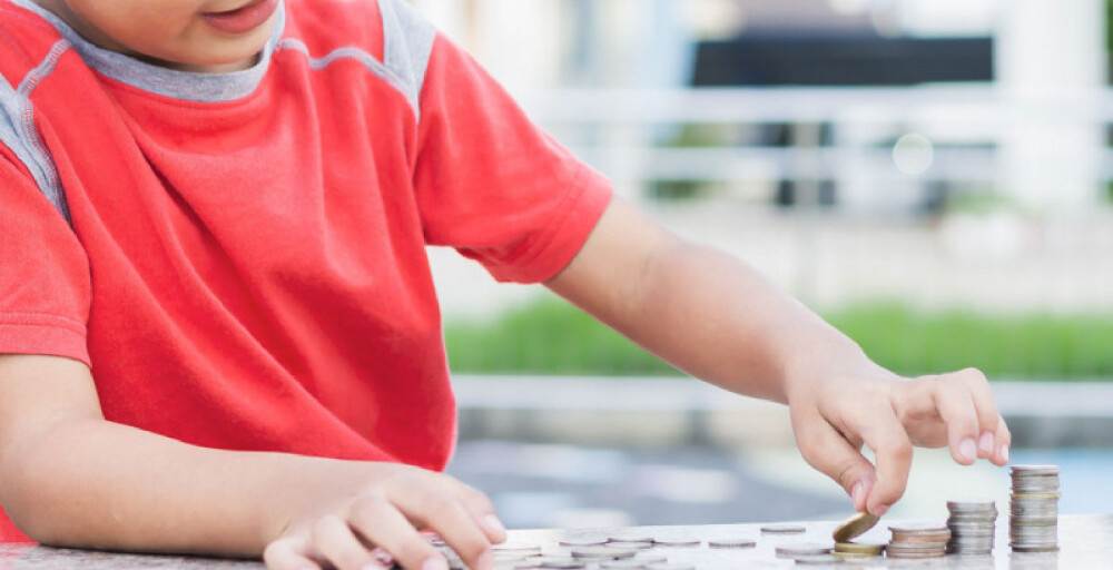 Әр балаға 130 доллар: Ұлттық қордан 2,5 млрд доллар бөлінді