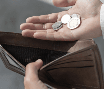 Крупнейшие банки Казахстана нарастили объем &laquo;проблемных&raquo; кредитов, кроме одного