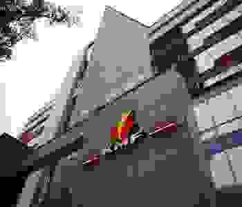 В Казахстане успешно работает банк почти без депозитов