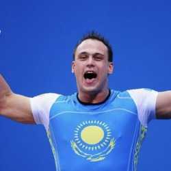 Илья Ильин киім бизнесіне бет бұрды 