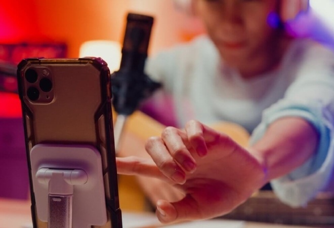 Жарнама табысы &ndash; кәсіпкерлік: мемлекет блогерлерден 500 млн теңге өндірді