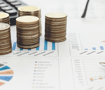 Вклады тают: бизнес сокращает депозиты активнее, чем население