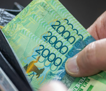 Казахстанцы обналичили 27 трлн тенге: спрос на кэш сохраняется