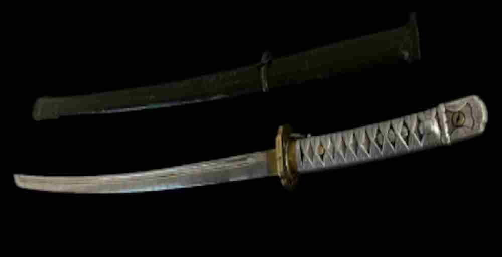  Кәрім Мәсімов қылышы аукционда 3,4 млн теңгеге сатылды