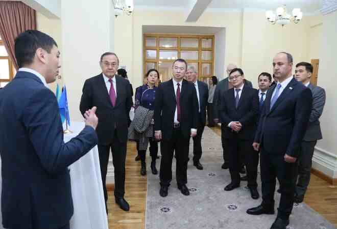 Ғалым Думан Жекеновтың &laquo;Орталық Азия мұраты&raquo; атты ғылыми монографиясы жарық көрді 