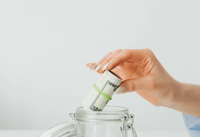 Объем депозитов в казахстанских банках снизился