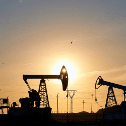 Казахстан и еще семь стран ОПЕК+ увеличат добычу нефти с апреля