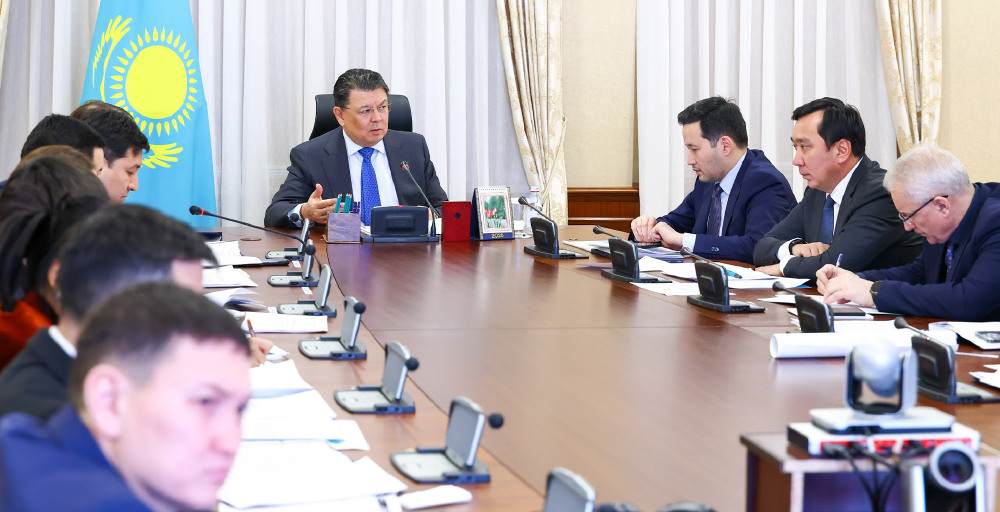 Үкіметте көктемгі су тасқынына дайындық мәселесі қаралды