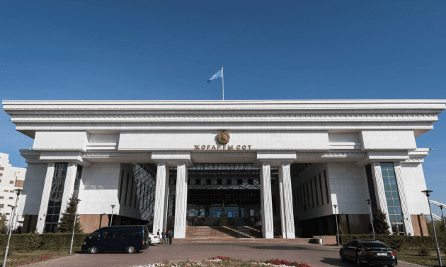 Сенат Жоғарғы соттың үш судьясын қызметінен босатты