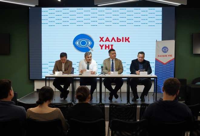 Тәуелсіз бақылаушылардың баспасөз жиыны: Референендум, әділ, шынайы, ашық өтсін!