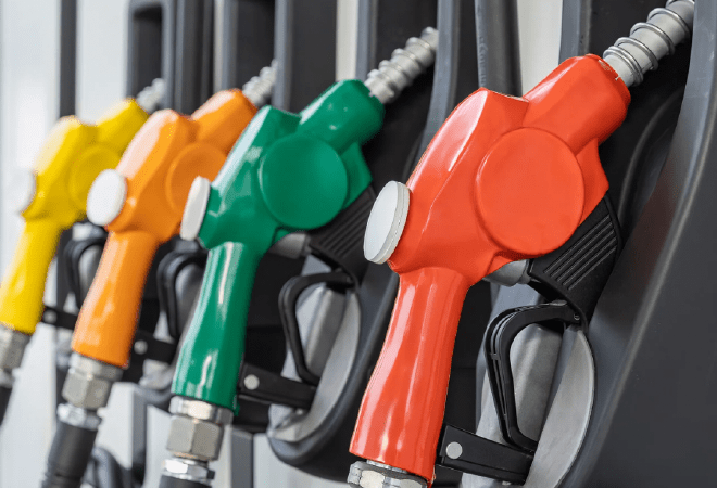 Как повлияет конфликт на Ближнем Востоке на стоимость бензина в Казахстане