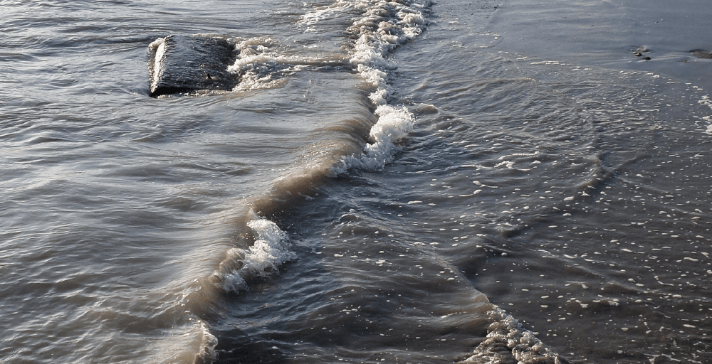 Прокладка энергокабеля по дну Каспия: два банка готовы выделить финансирование