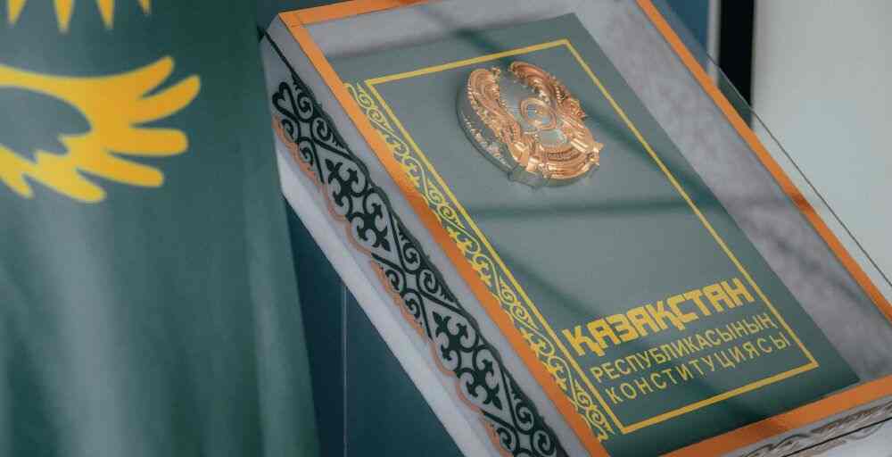 15 наурыз жаңа Конституция күні ретінде белгіленеді
