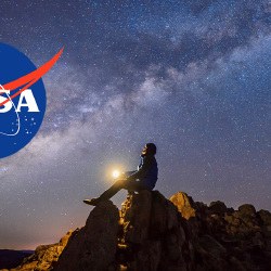 NASA сәуірде астронавтарды Айды айналып ұшыратын миссияға аттандырмақ