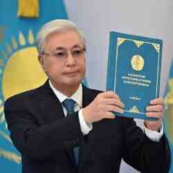 Президент қазақстандықтарды жаңа Конституцияның қабылдануымен құттықтады