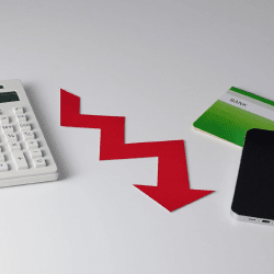 Казахстанские банки теряют десятки миллиардов прибыли второй месяц подряд