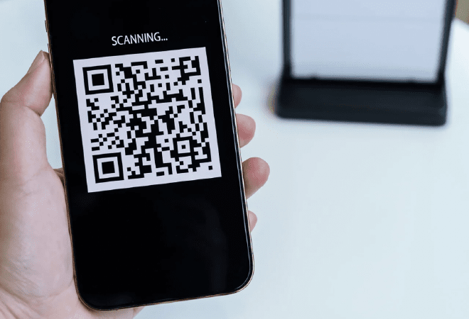 Halyk Bank запустил оплату по QR за границей: где уже работает