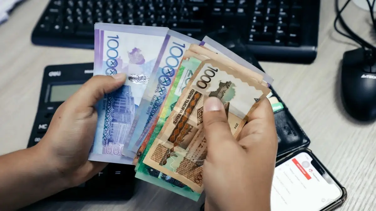 Қазақстандықтардың табысы төмендей бастады