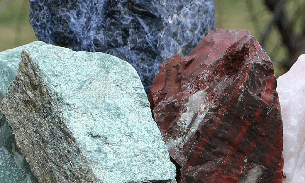 Сколько запасов полезных ископаемых есть в Казахстане