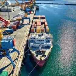 Теңіз флотында оқу және жұмыс істеу үшін грант ұсынылып жатыр