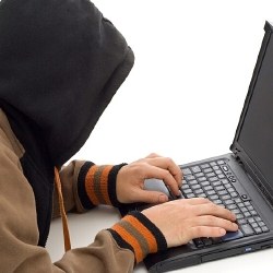 «7-20-25» бағдарламасы бойынша алаяқ делдалдар көбейген