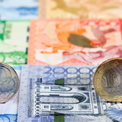 Нацбанк сообщил об укреплении тенге на 5,5%