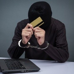 Интернет алаяқтар концертке билет сата бастады